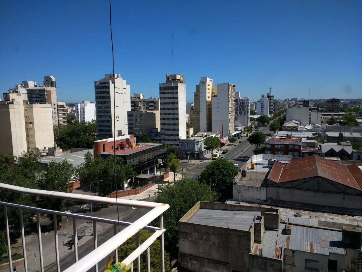 TRES AMB A LA CALLE VISTA PANORAMICA