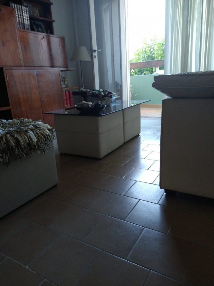 TRES AMB.CON BALCON SALIENTE