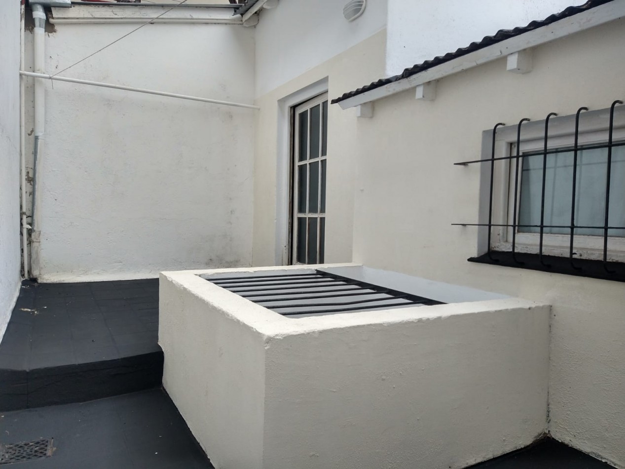 CASA EN ALQUILER USO COMERCIAL O PROFESIONAL ZONA PLAYA GRANDE