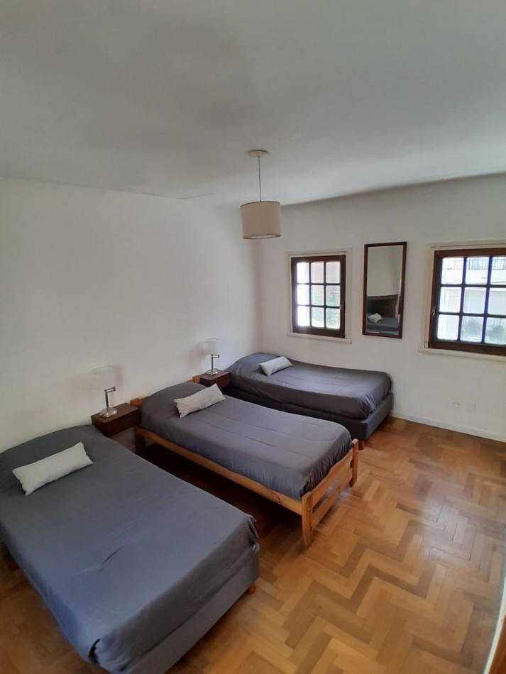 CASA EN ALQUILER USO COMERCIAL O PROFESIONAL ZONA PLAYA GRANDE