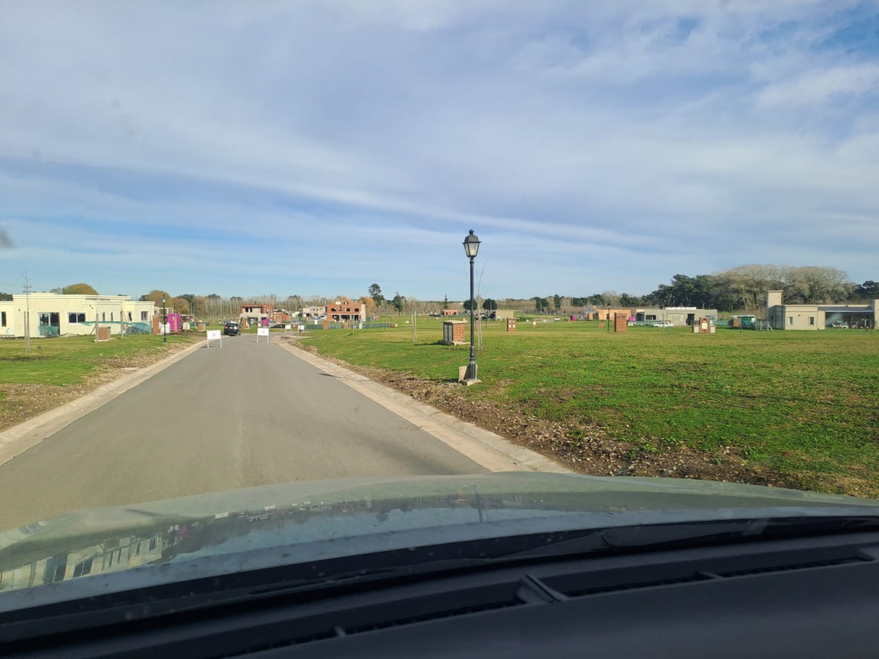 LOTE EN ARENAS CHICO