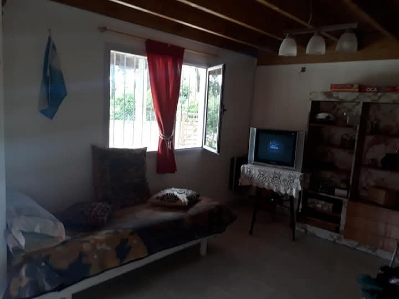 CHALET 2 AMB. EN SIERRA DE LOS PADRES