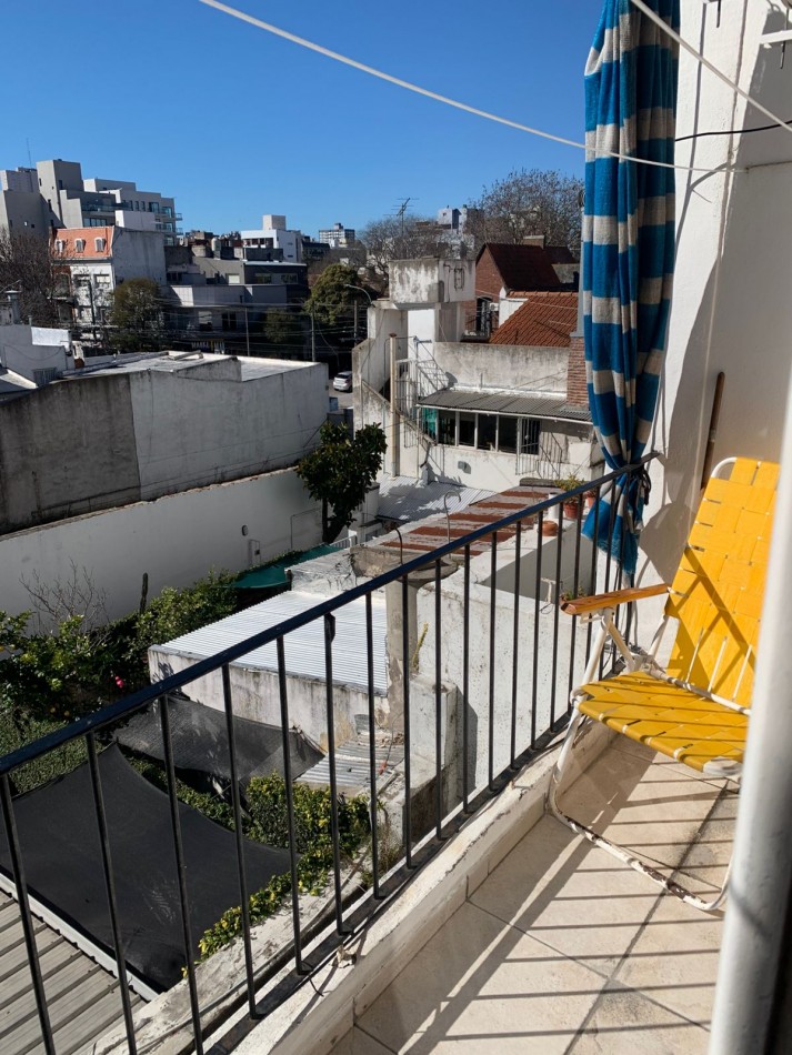 Departamento 2 ambientes con balcon