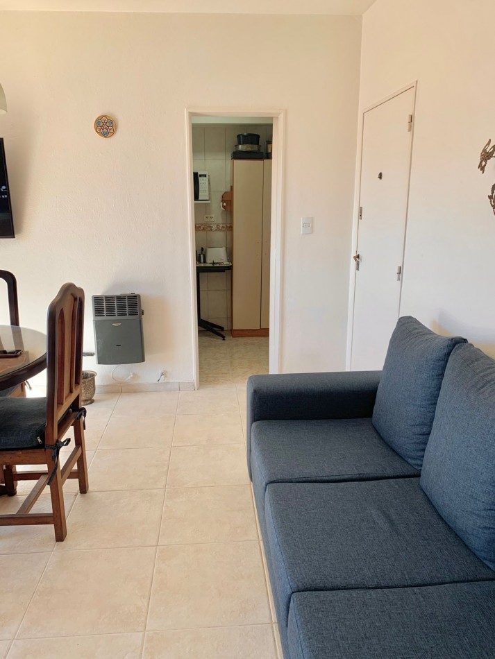 Departamento 2 ambientes con balcon