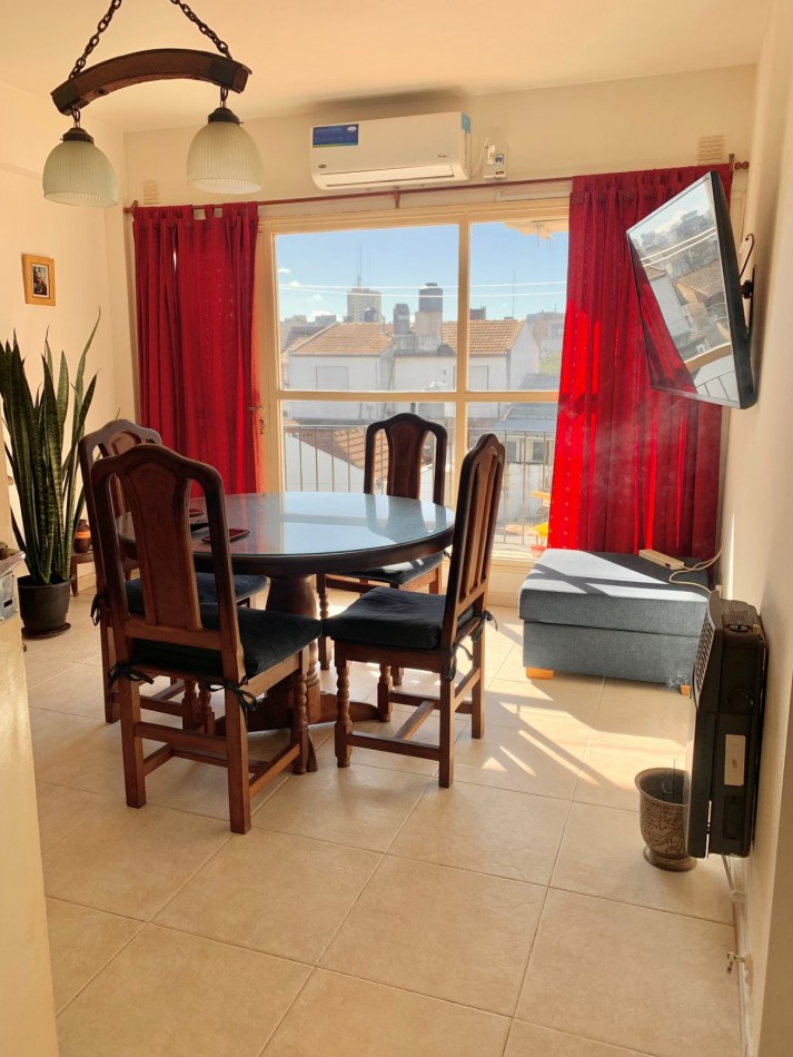Departamento 2 ambientes con balcon
