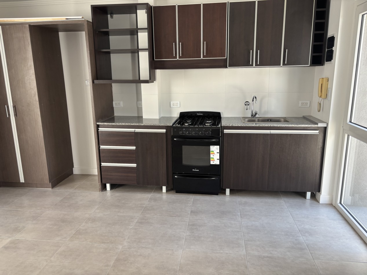 ALQUILER PH 3 ambientes CHAUVIN