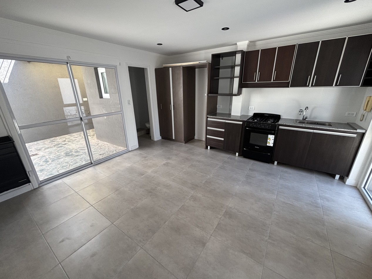 ALQUILER PH 3 ambientes CHAUVIN