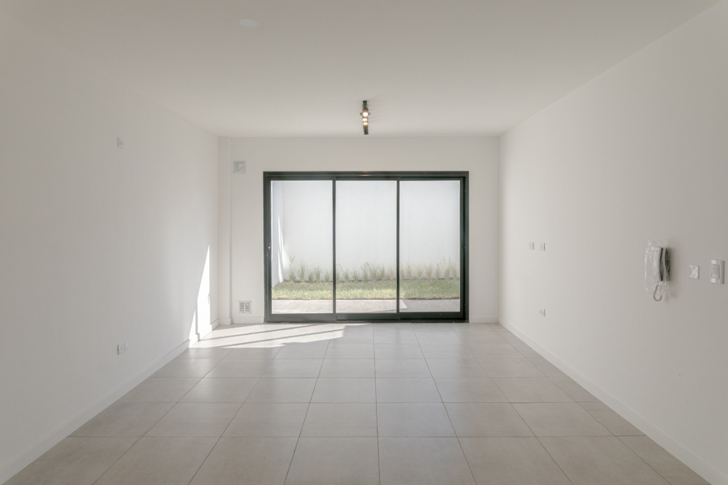 PH 2 AMB CON JARDIN A ESTRENAR