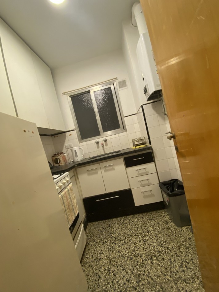 DEPARTAMENTO 2 AMB. A LA CALLE CON BALCON