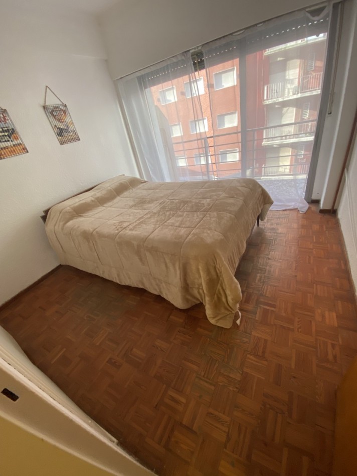 DEPARTAMENTO 2 AMB. A LA CALLE CON BALCON