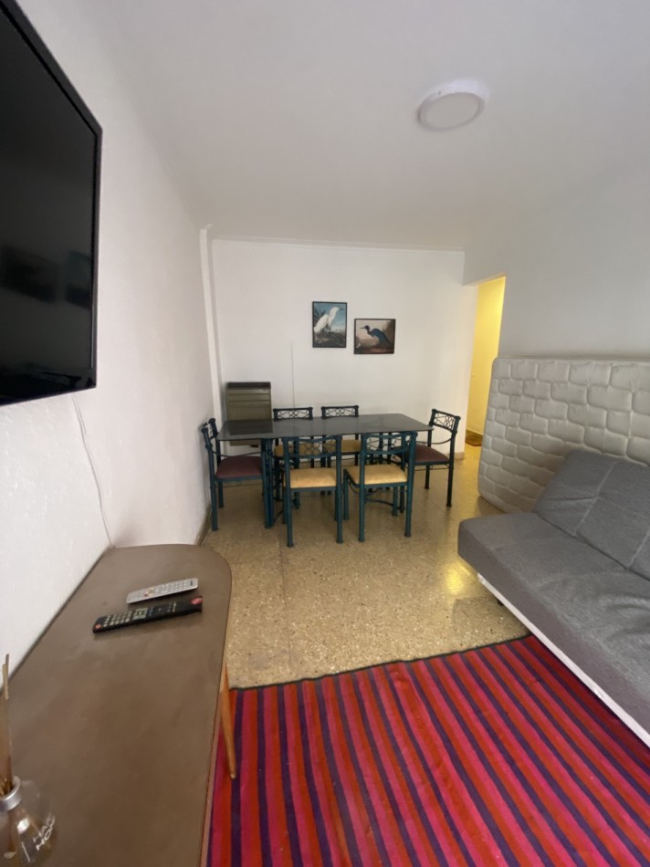 DEPARTAMENTO 2 AMB. A LA CALLE CON BALCON