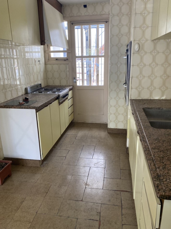 ALQUILER COMERCIAL CASA