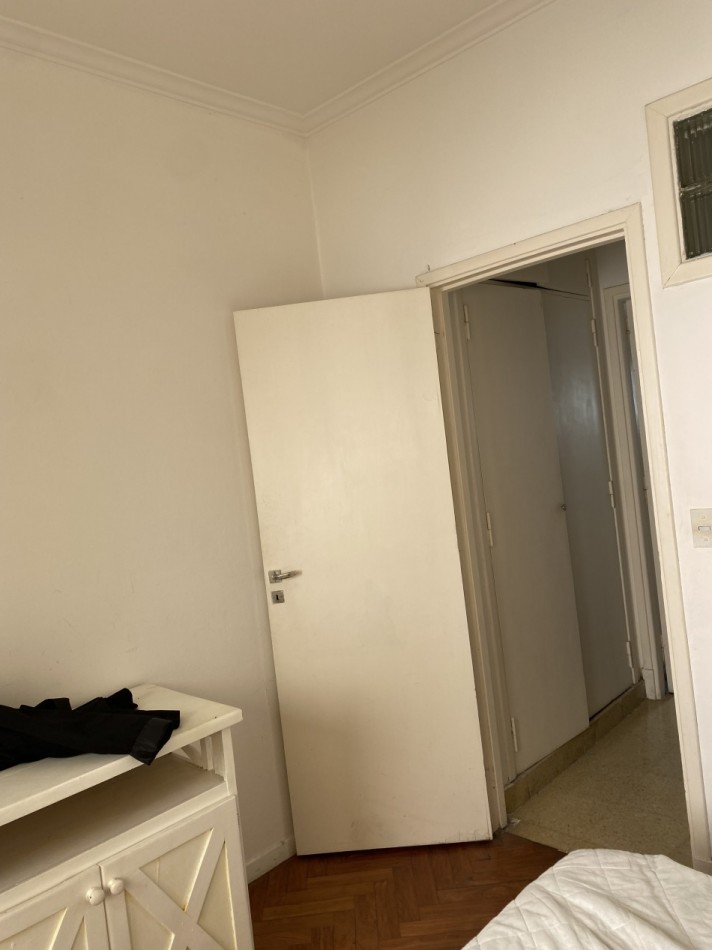 DEPARTAMENTO DE UN AMB DIVIDIDO