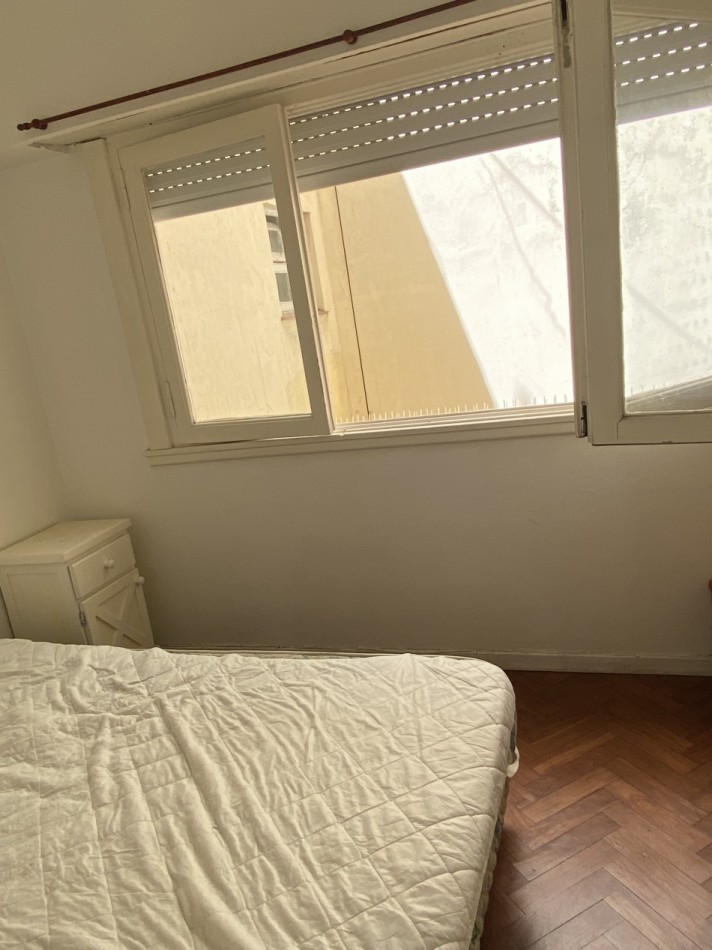 DEPARTAMENTO DE UN AMB DIVIDIDO