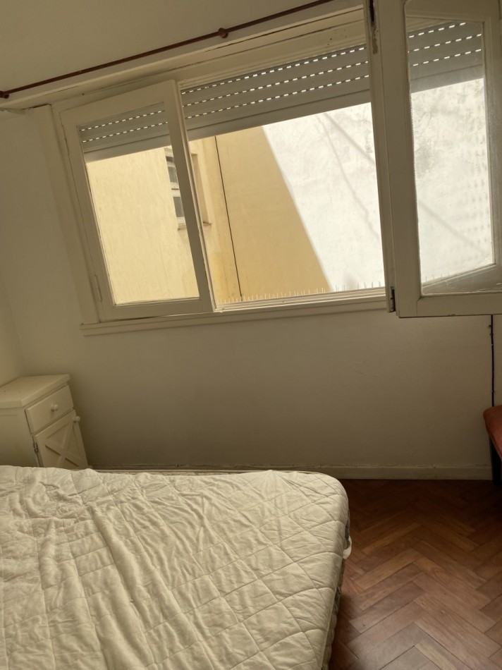 DEPARTAMENTO DE UN AMB DIVIDIDO