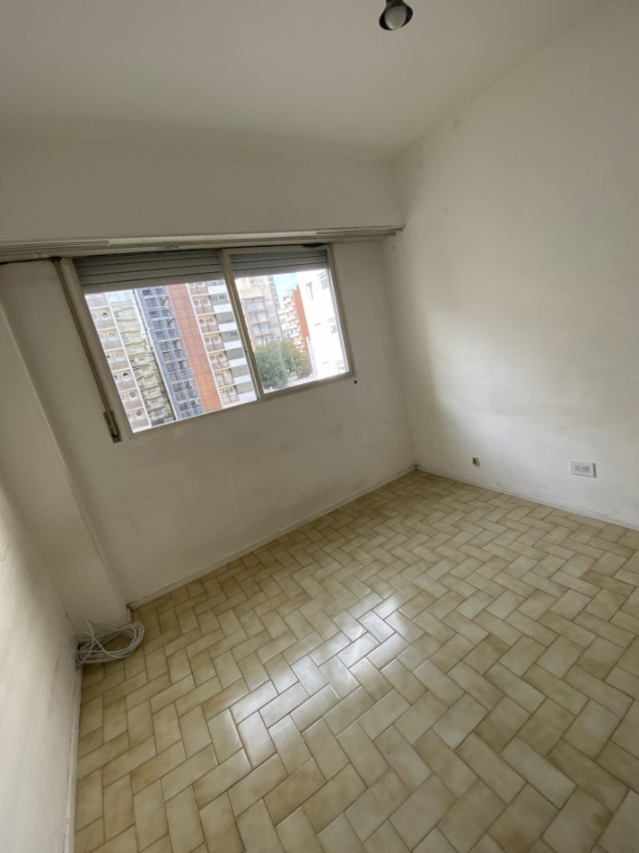 DEPARTAMENTO DOS AMB CON BALCON SALIENTE